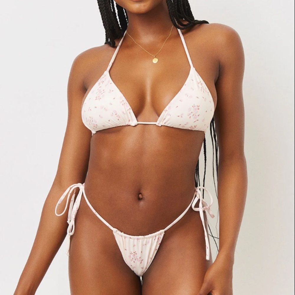 Frankie’s Bikini